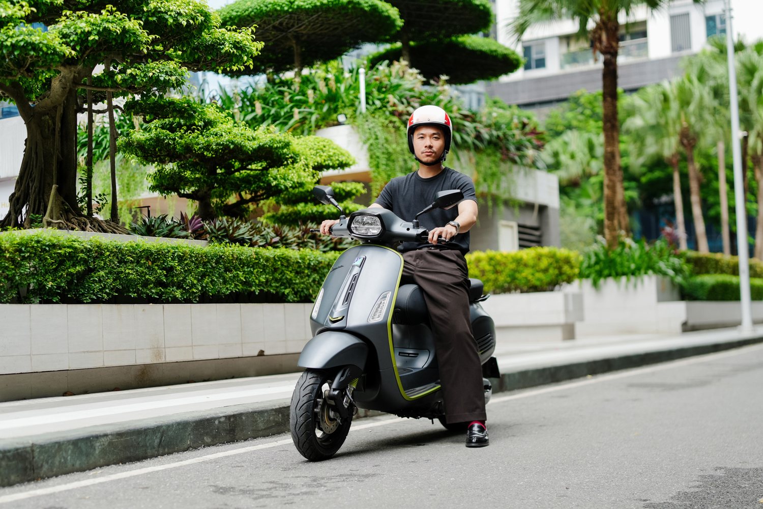Chân dung tĩnh phía trước