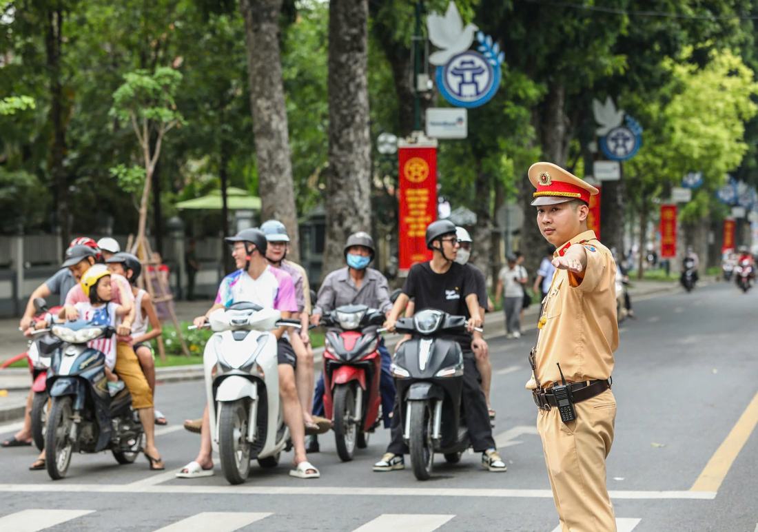 Đội ngũ t&agrave;i xế c&ocirc;ng nghệ tại H&agrave; Nội