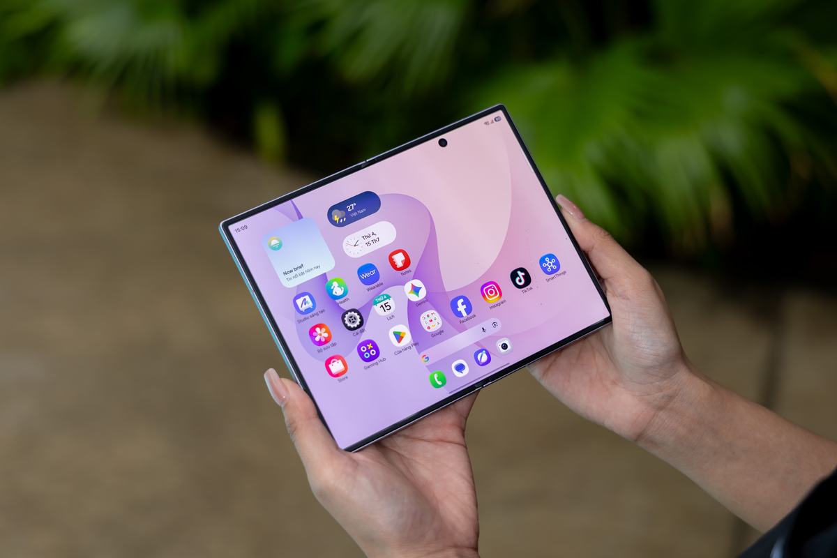 Gallery - 7 điều làm nên sự khác biệt của Galaxy Z Fold8 - image 1