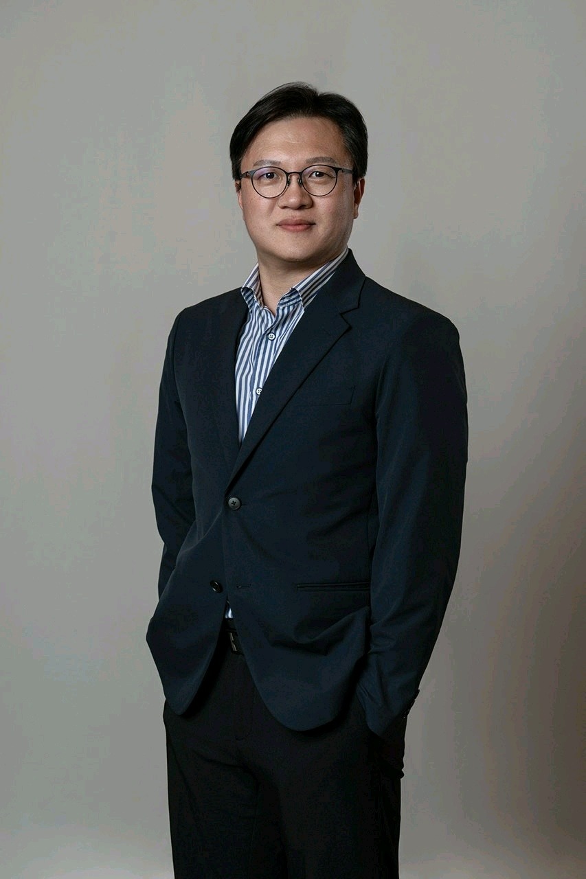 Ông Sunghoon Moon